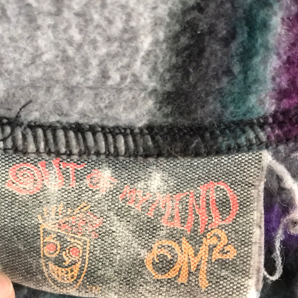 90s pullover - Picture 2 of 3